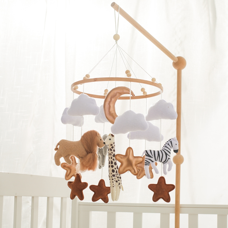Crib Mobile Musical - Wiegmobiel bedbel houten babyrammelaars zacht vilt